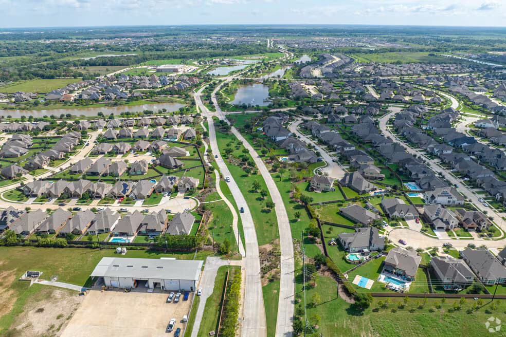 Artificial turf installation in Manvel, TX